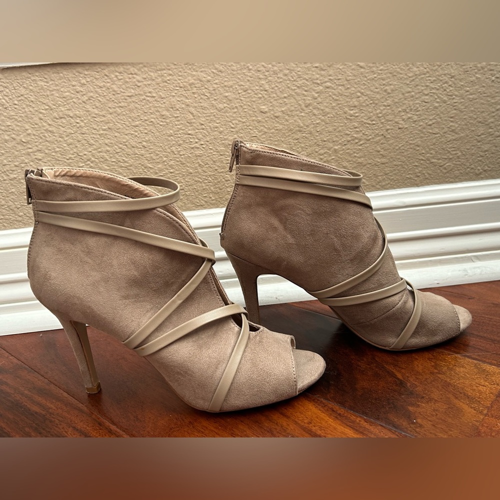 Journee Collection Samara Women's High Heel Ankle Boots, Taupe, 8.5